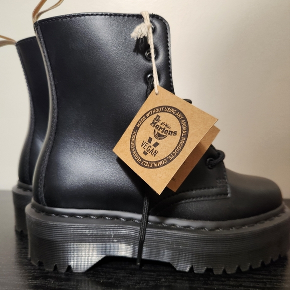 Dr Martens - Picture 4 of 5